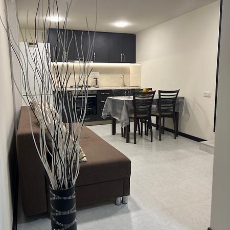 예레반 Cosy flat 아파트 외부 사진